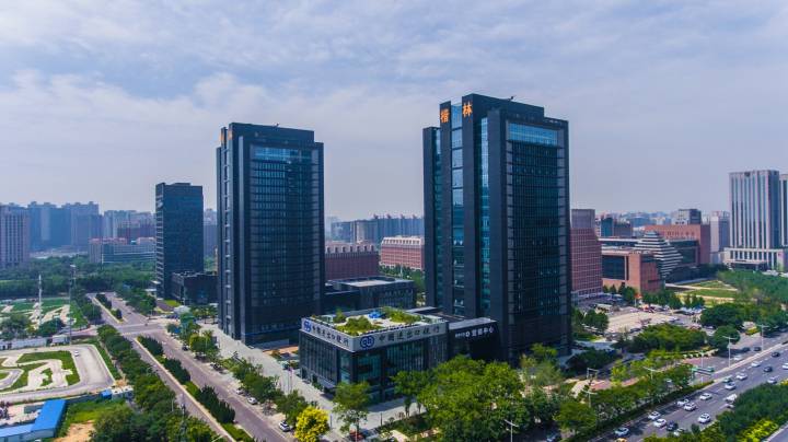 相信“相信”的力量 相信堅持的力量——根植中原、出彩時代的楷林二十年掠影 相信“相信”的力量 相信堅持的力量——根植中原、出彩時代的楷林二十年掠影